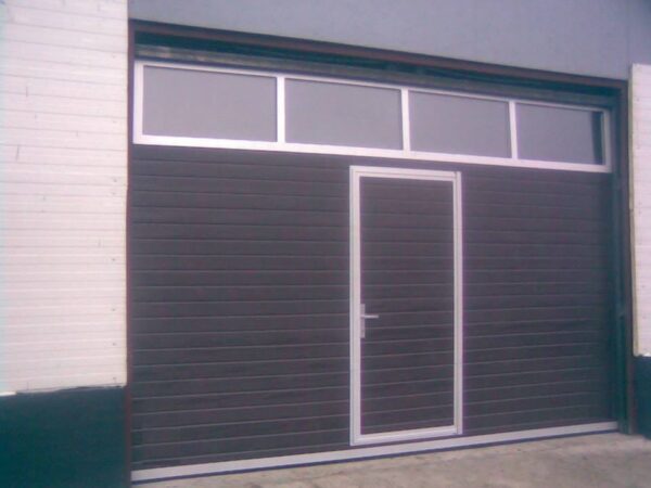 1570 euro - Usa sectionala industriala SL LxH 4000x3250