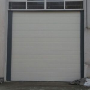 2861 euro - Usa sectionala industriala LxH 5000x5000 mecanica cu lant, orice culoare standard, livrare inclusa